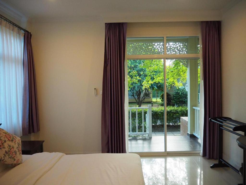Ruen Maihom Riverside Cottage Kanchanaburi Exterior photo