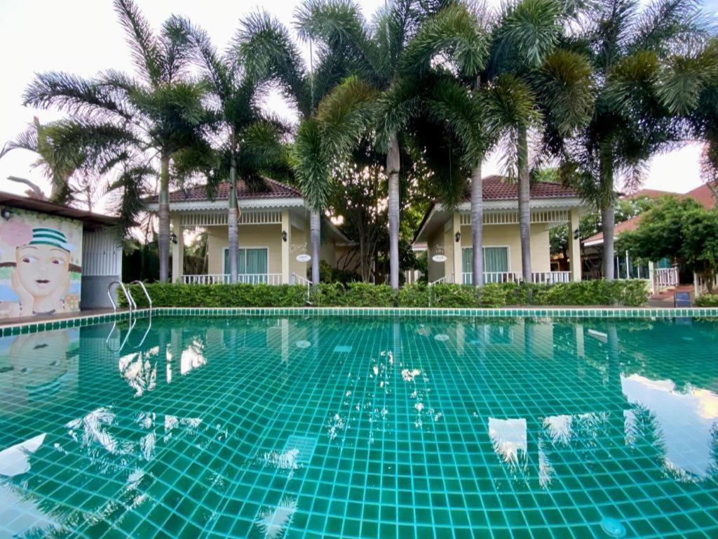 Ruen Maihom Riverside Cottage Kanchanaburi Exterior photo